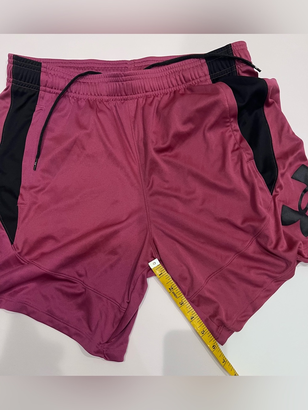 Under Armour Loose Athletic Shorts